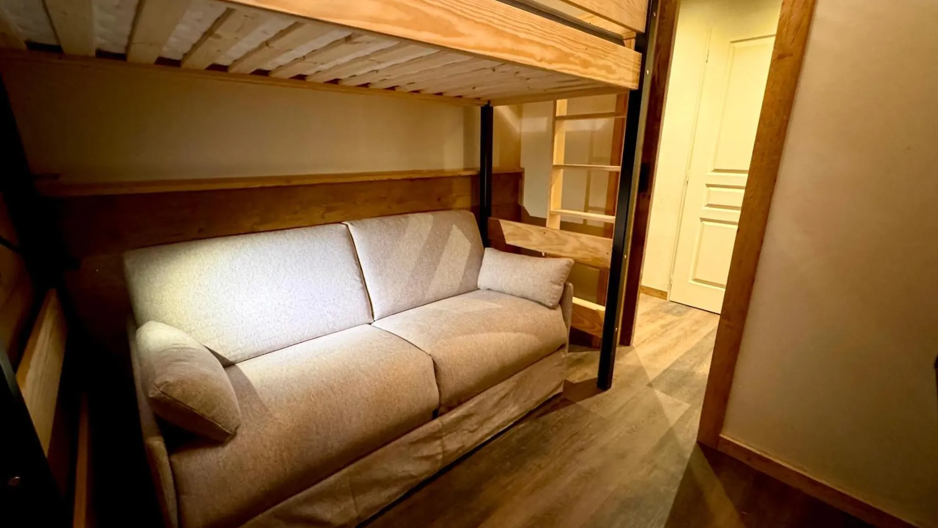 Appartement T3 Centre Orres 1800 - 6 Personnes Sur Piste - Renove Avec Parking - M4 à Les Orres France